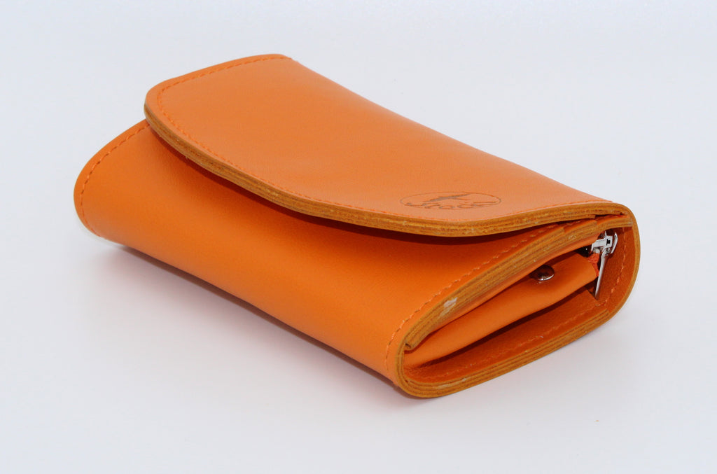 Velino Pocket Portemonnaie aus glattem Rindleder in orange, handgefertigt in der Ledermanufaktur Stocker