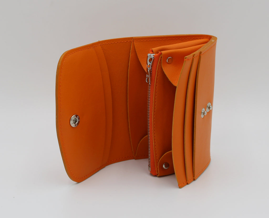 Velino Pocket Portemonnaie aus glattem Rindleder in orange, handgefertigt in der Ledermanufaktur Stocker
